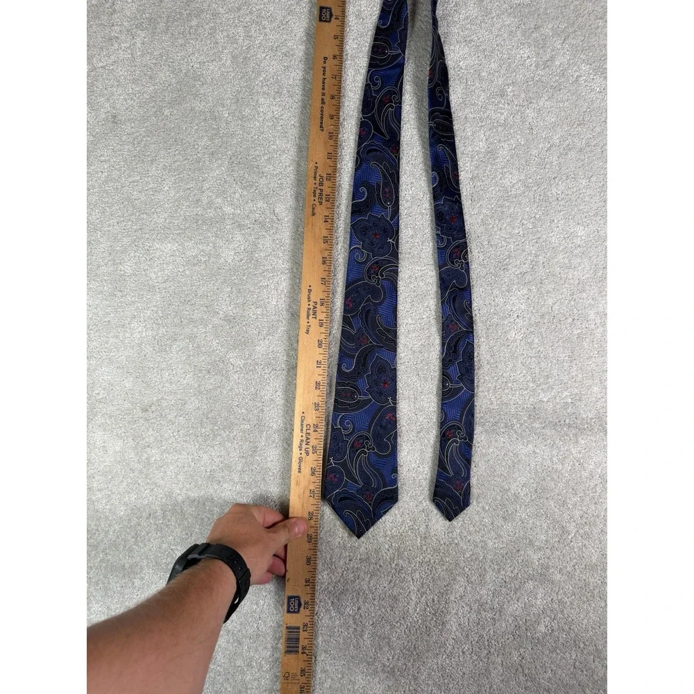 Ermenegildo Zegna Tie 100% Silk Blue Navy Red Paisley Made in Italy Mens